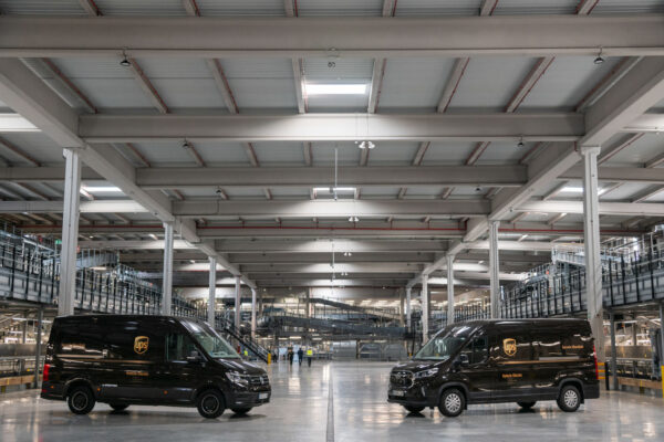 asesores ups hub barcelona_-8 asesores ups hub barcelona_-8